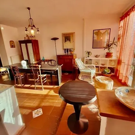 Apartmán Napolisweetnapoli Panoramico In Centro Storico *